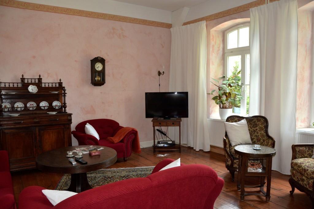 Готель Gutshaus Zietlitz Dobbin-Linstow Екстер'єр фото