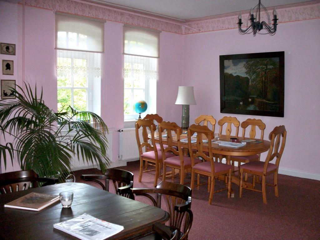 Готель Gutshaus Zietlitz Dobbin-Linstow Екстер'єр фото